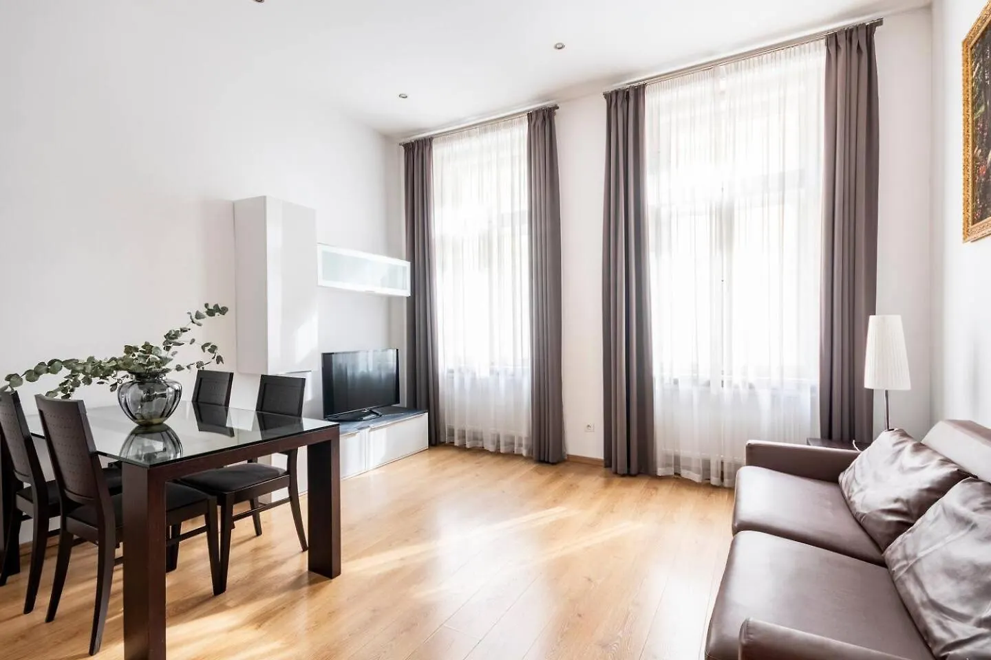 Place Of Grace - 50 Meters From Dancing House Praga