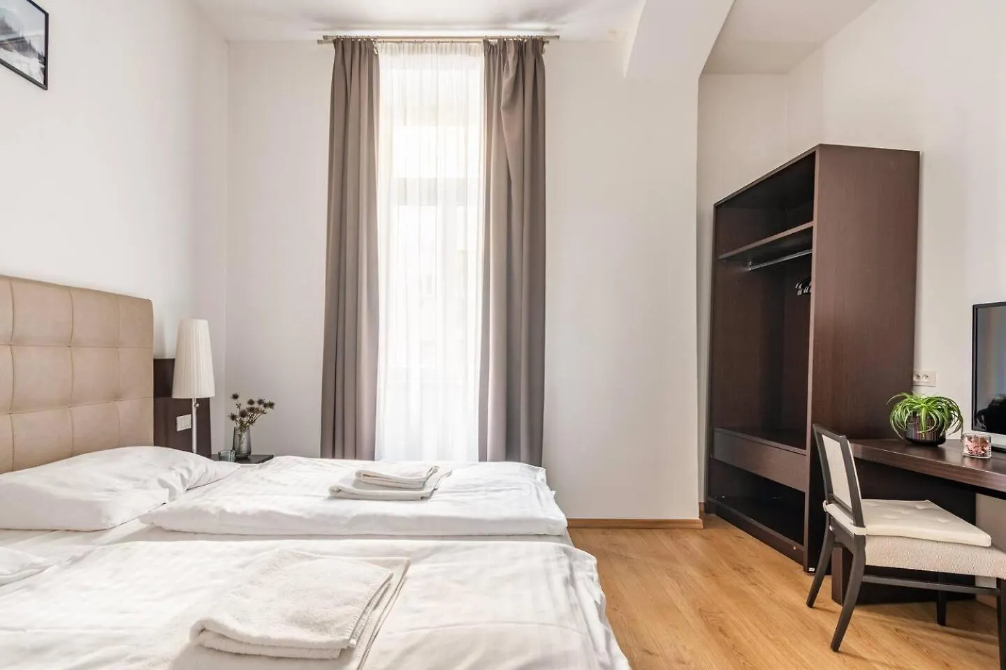 Place Of Grace - 50 Meters From Dancing House Praga Apartamento
