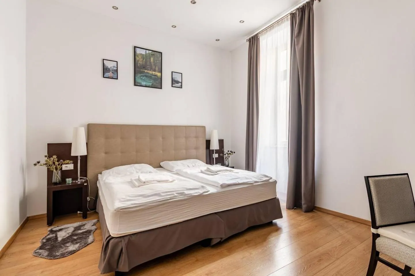 Place Of Grace - 50 Meters From Dancing House Praga